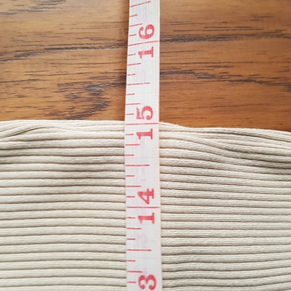 Room Service Cream Elastic Waist Ribbed Skirt Size L - Picture 4 of 10